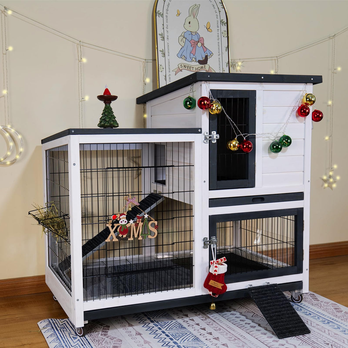 White Indoor Outdoor Rabbit Hutch with Tray U558143